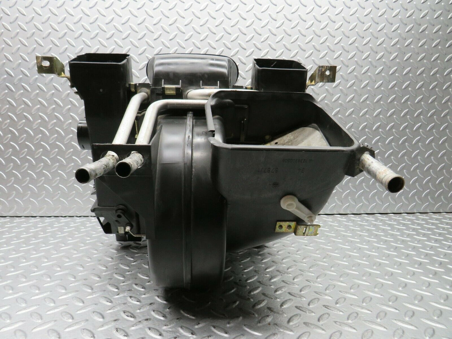 22126 Mercedes-Benz S123 280TE Heater Box Blower Housing Bosch 1238300508