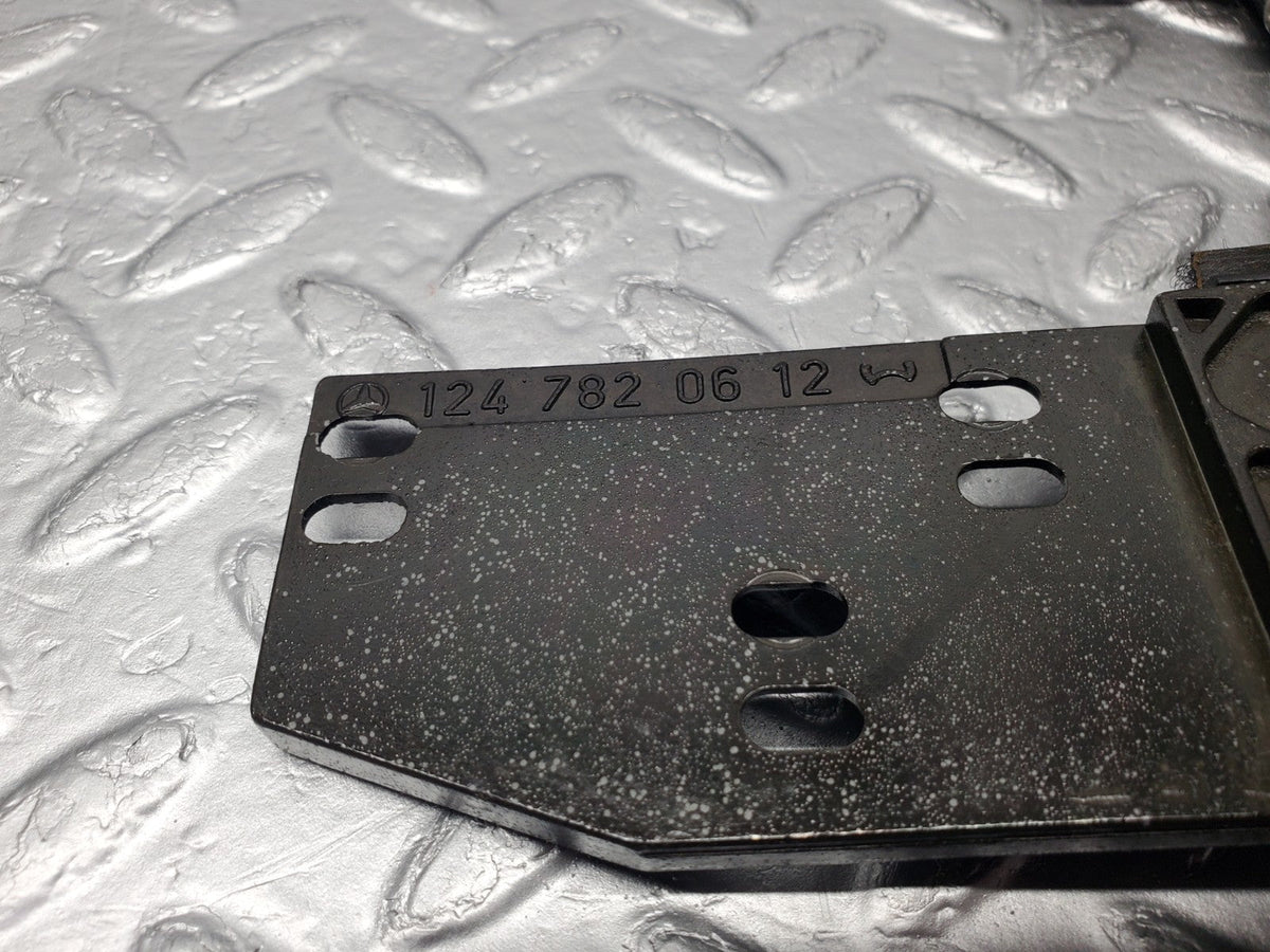 W201 Baby Benz sunroof lifting mechanism used OEM