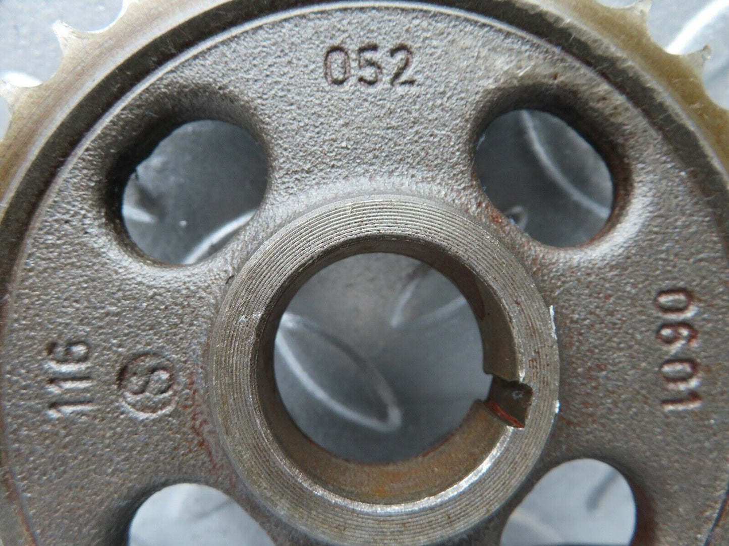 17719 Mercedes-Benz W116 450SEL Camshaft Timing Gear Sprocket 1160520601