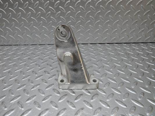31768 Mercedes-Benz W201 190LE 1.8L Engine Mount Bracket Right Side 1022236204