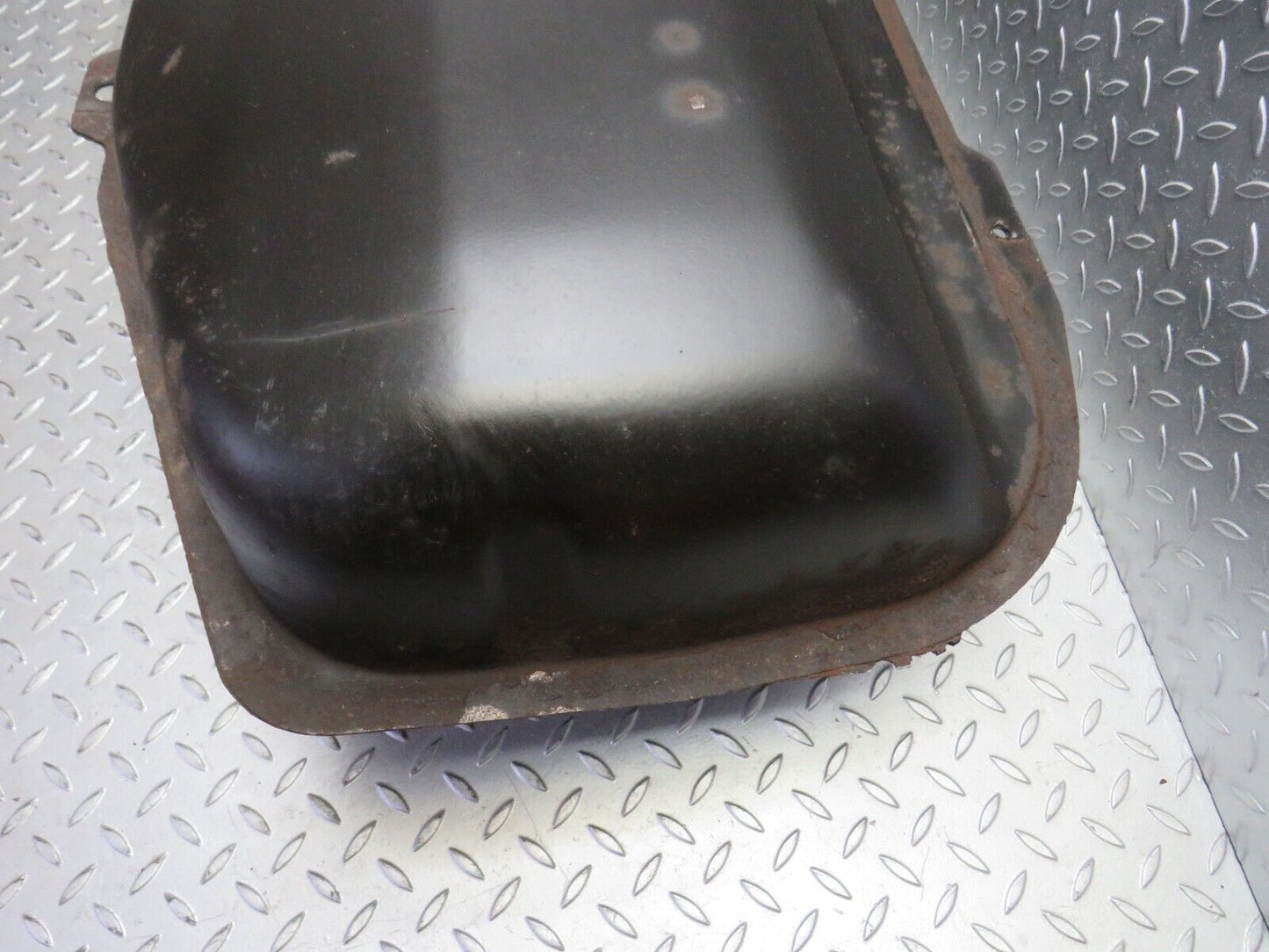 31913 Mercedes-Benz S124 220TE Wagon Fuel Tank