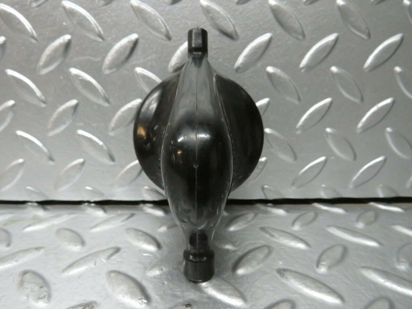 23759 Mercedes-Benz C107 450SLC Coupe Ignition Coil Cover Cap 0001581485