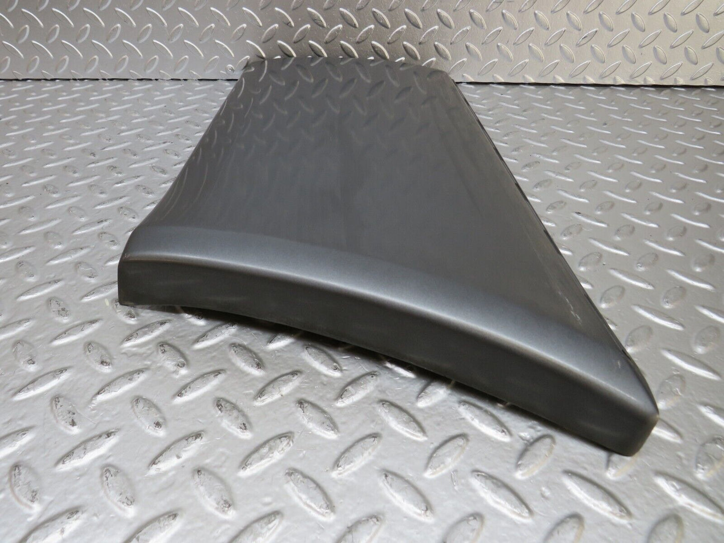 26457 Mercedes-Benz C124 220CE Rear Left Fender Wing Moulding Trim 1246903740