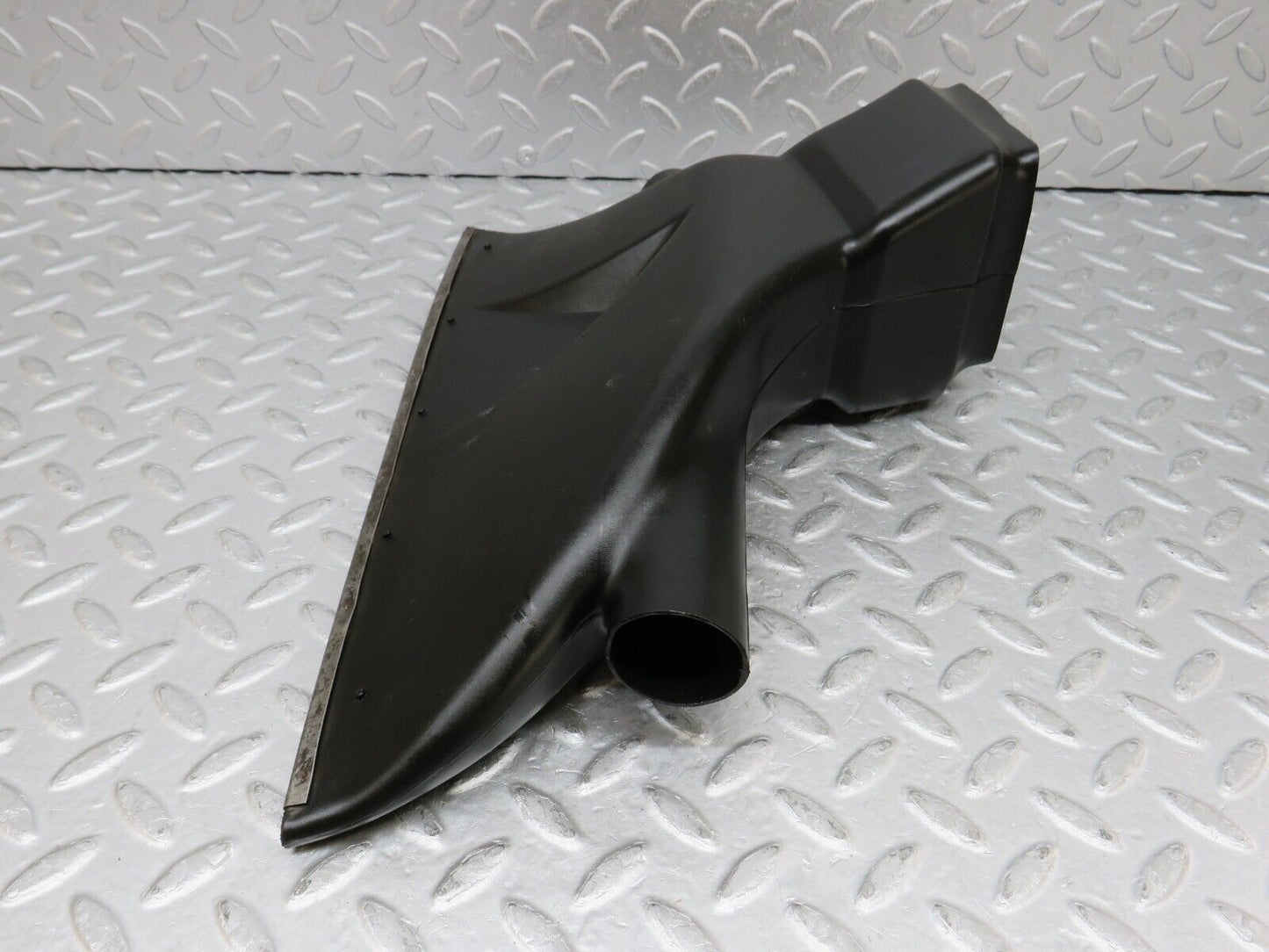 35832 Mercedes-Benz W108 Dashboard Air Vent Duct Right