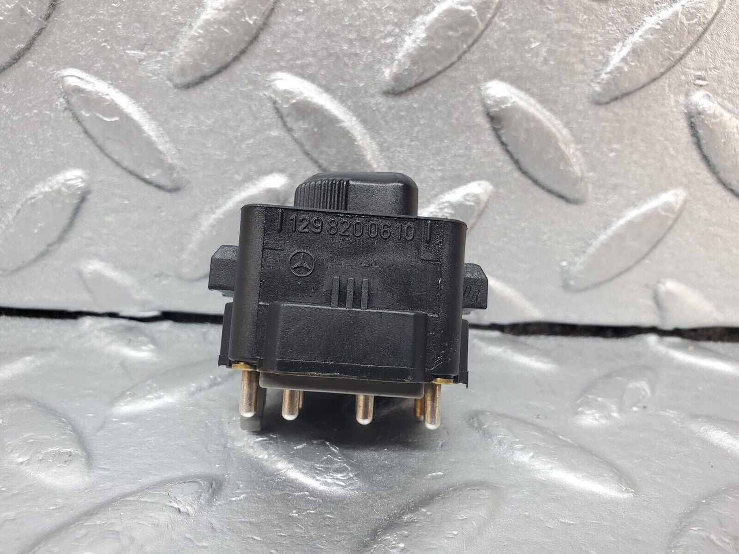 44935 Mercedes-Benz R129 300SL Coupe Electric Mirror Adjust Switch 1298200610