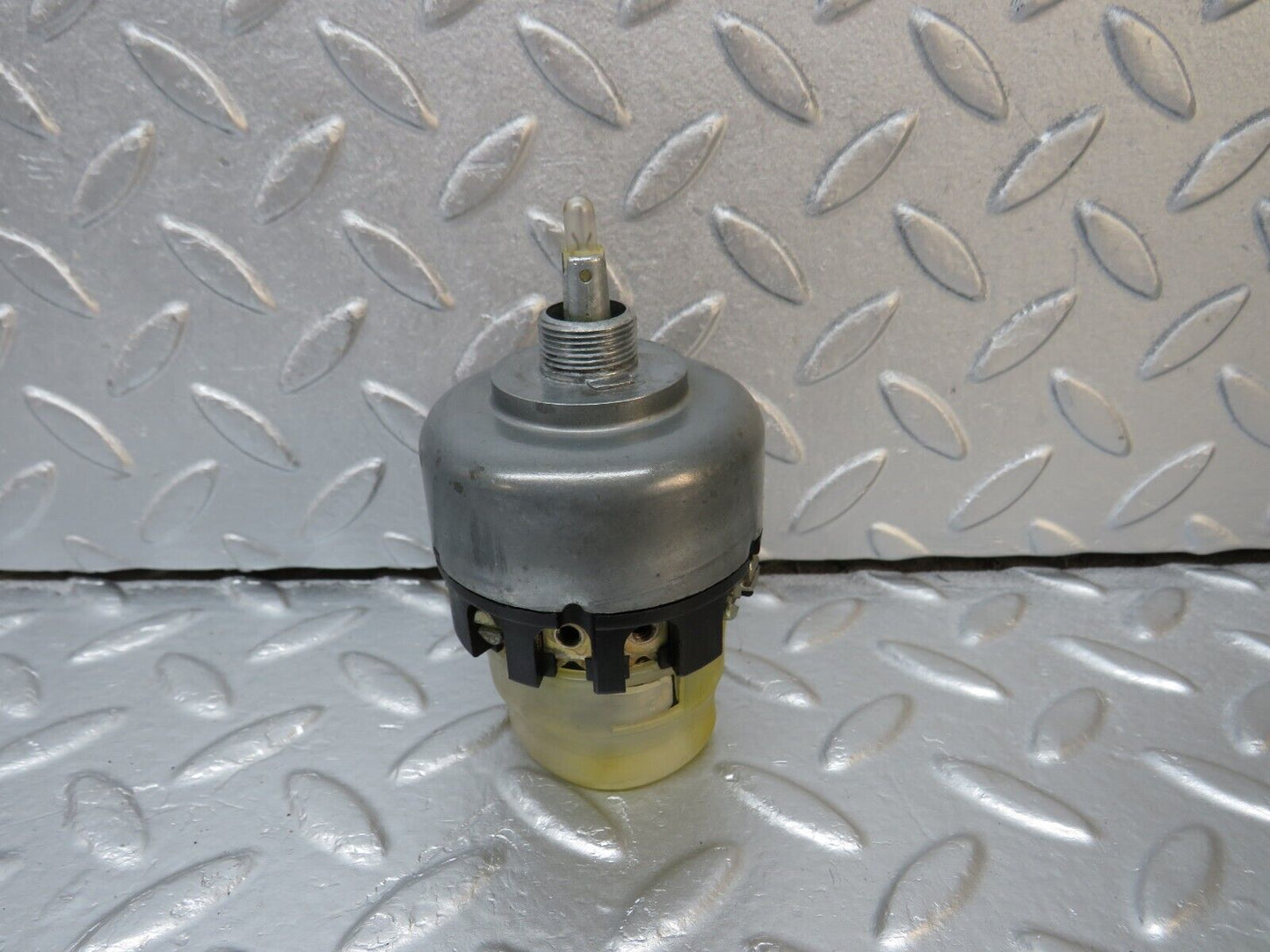 39823 Mercedes-Benz R107 350SL Coupe Headlight Switch