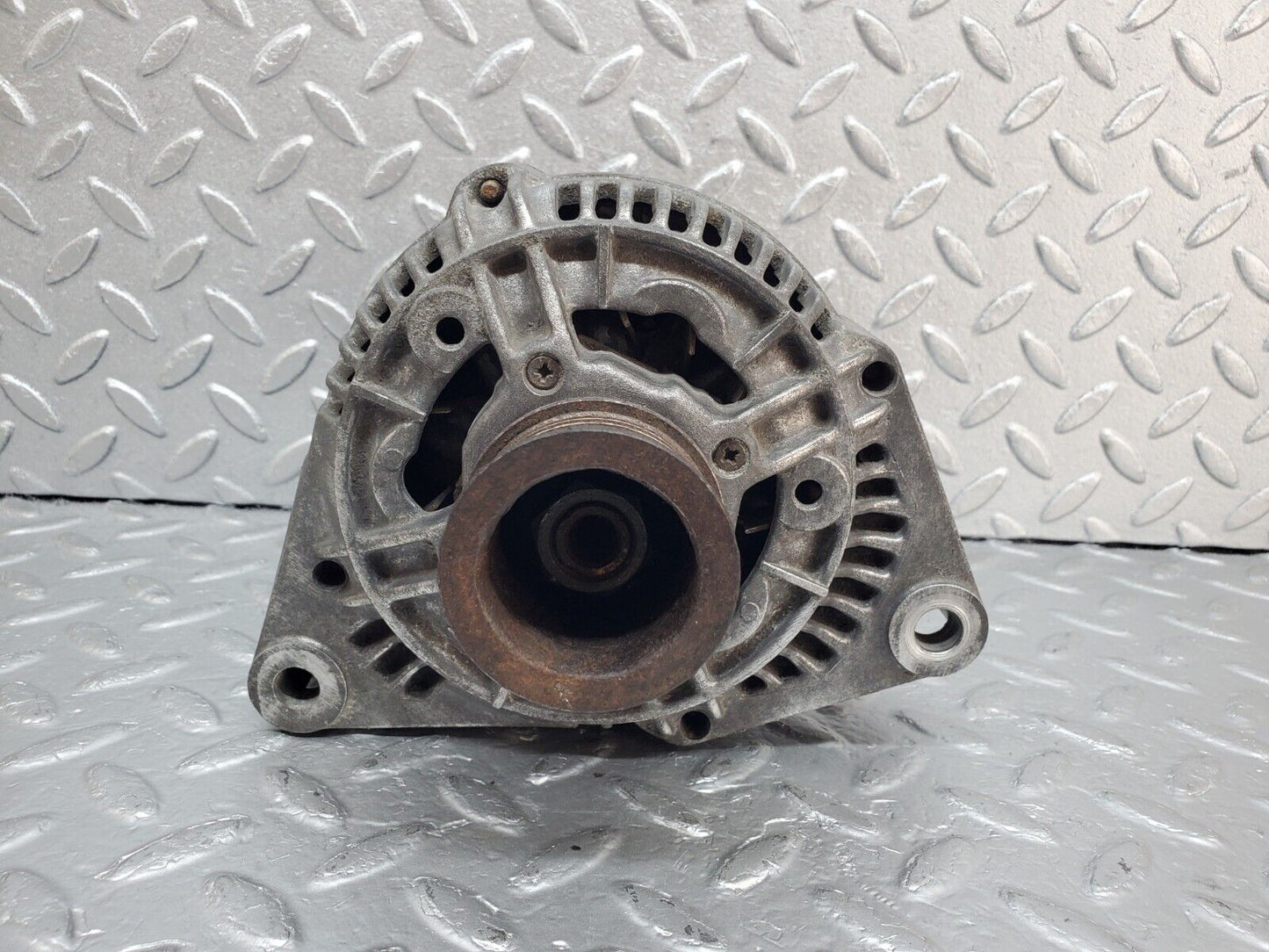 44854 Mercedes-Benz W124 220E Alternator Generator Bosch 0091540202 0123335002