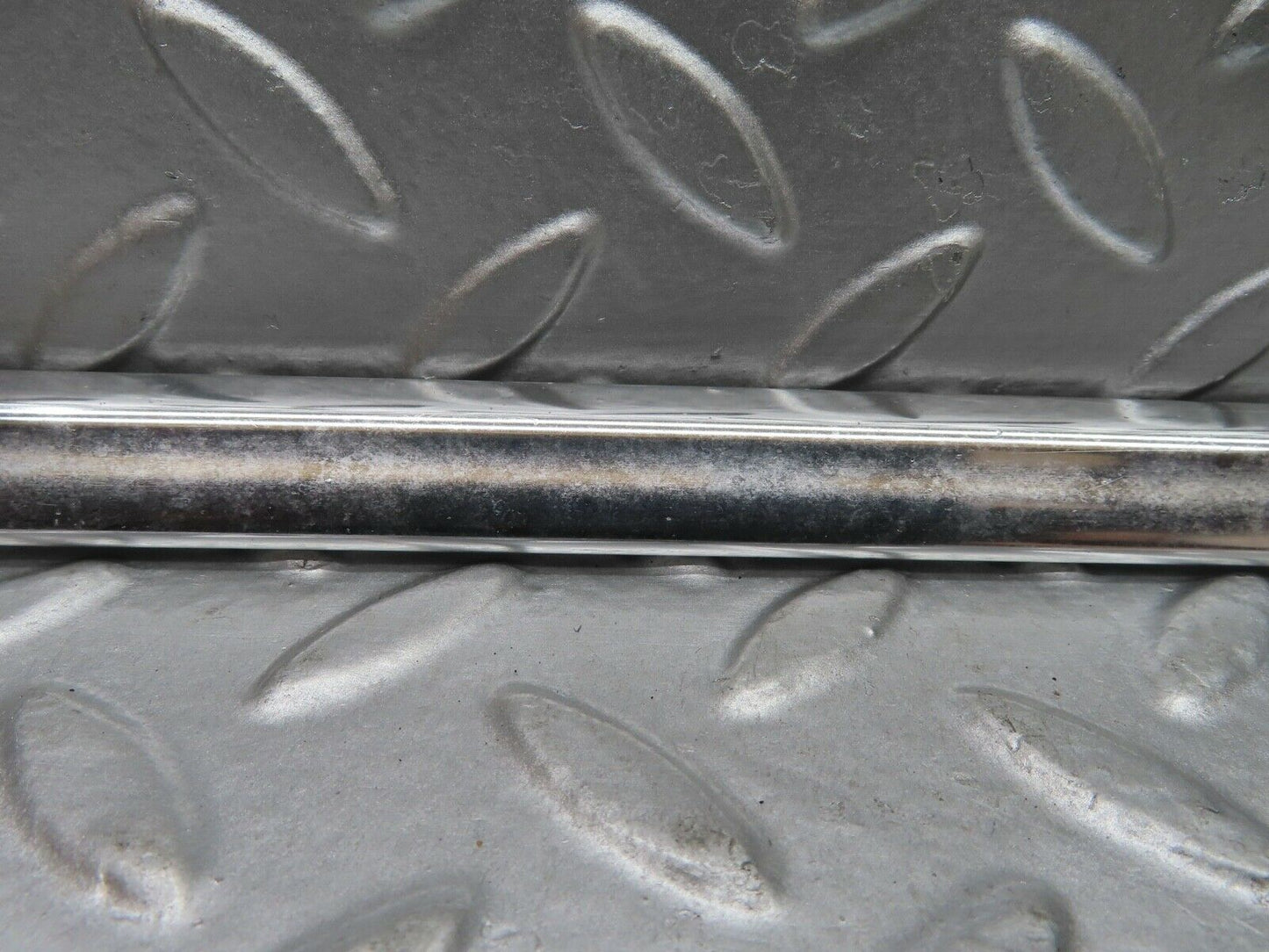 21038 Mercedes-Benz W123 230E Front Right Door Chrome Moulding Trim