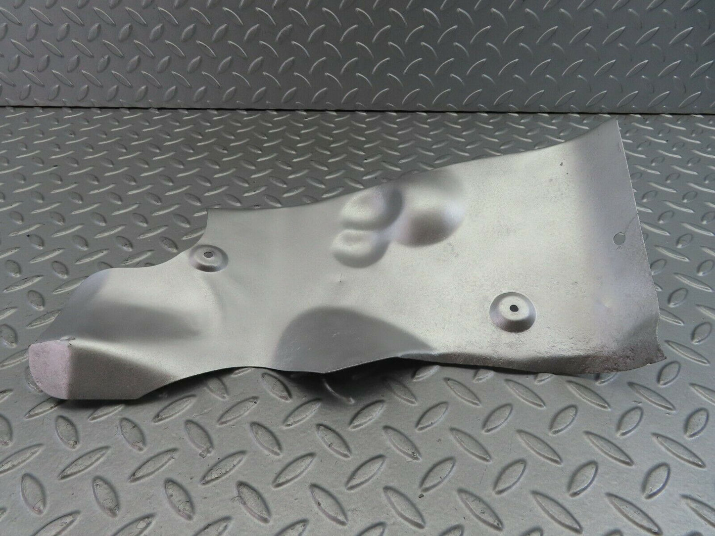 7675 Mercedes-Benz S123 230TE Wagon Exhaust Heat Shield