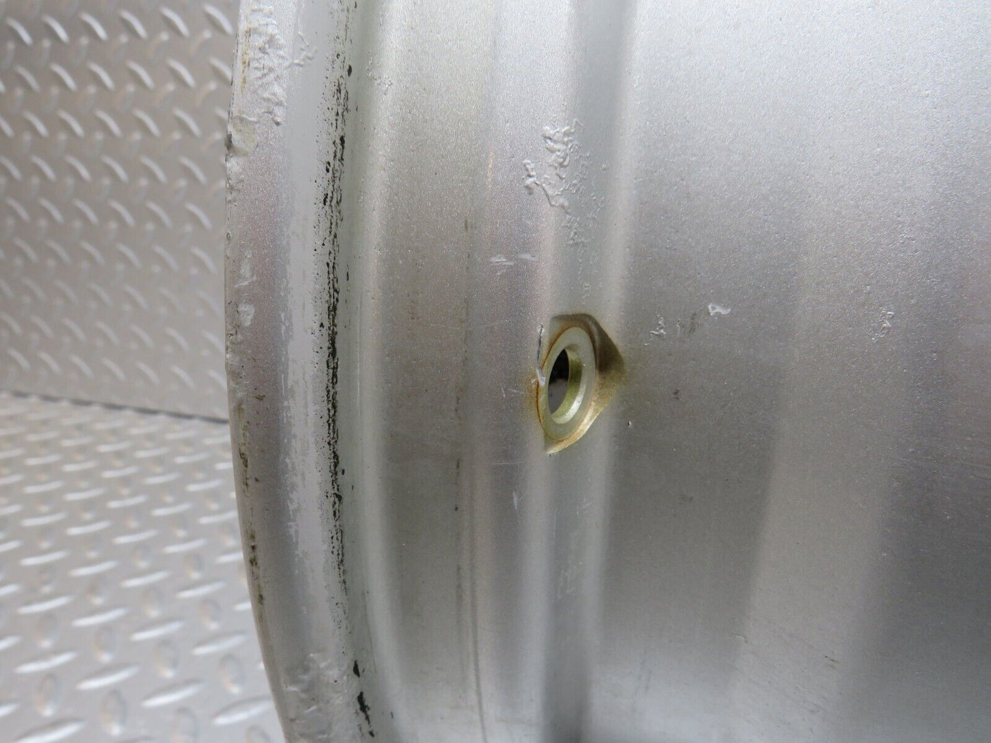 38189 Mercedes-Benz A124 Alloy Wheel 7Jx15H2 ET37 KBA44301