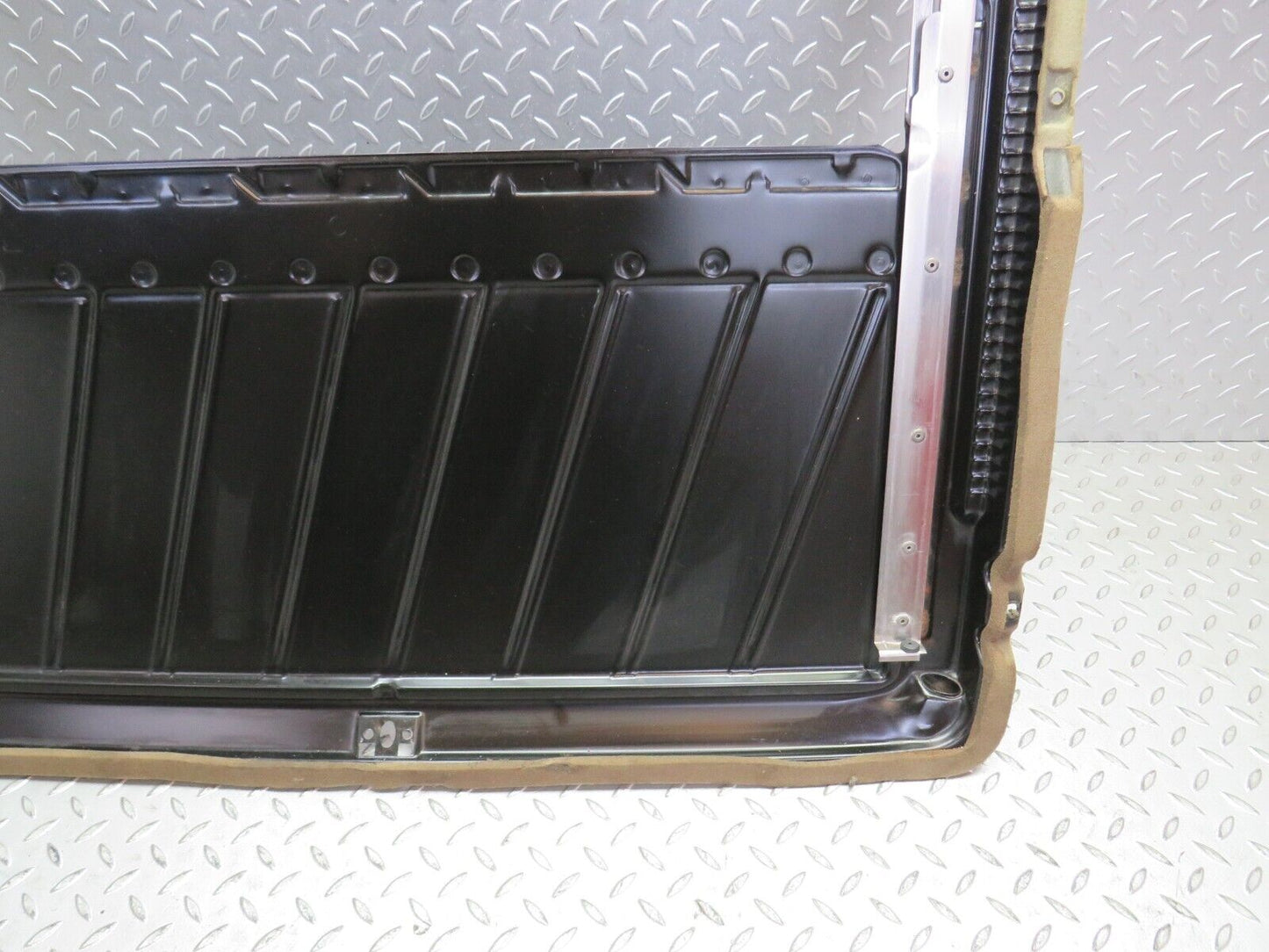 30831 Mercedes-Benz W201 190E Power Sunroof Frame