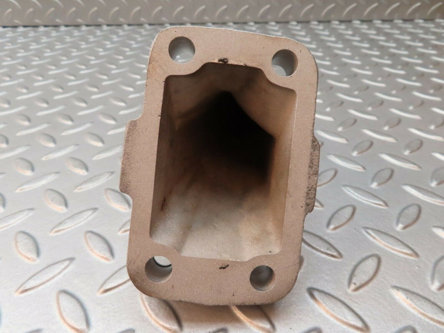 4685 Mercedes-Benz W114 280CE Coupe Engine Mount Bracket Left Side 1802233804