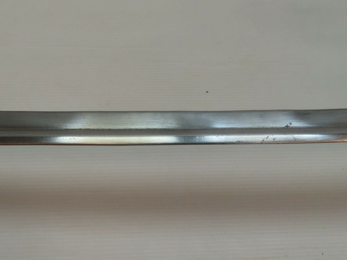 4477 Mercedes-Benz W123 230E Rear Windscreen Chrome Trim