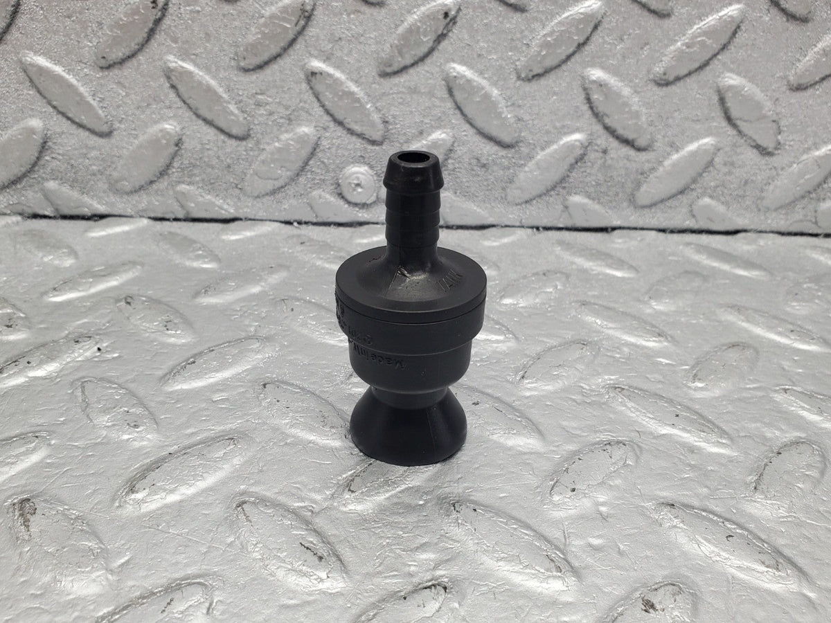 W201 Baby Benz fuel tank vent valve used OEM