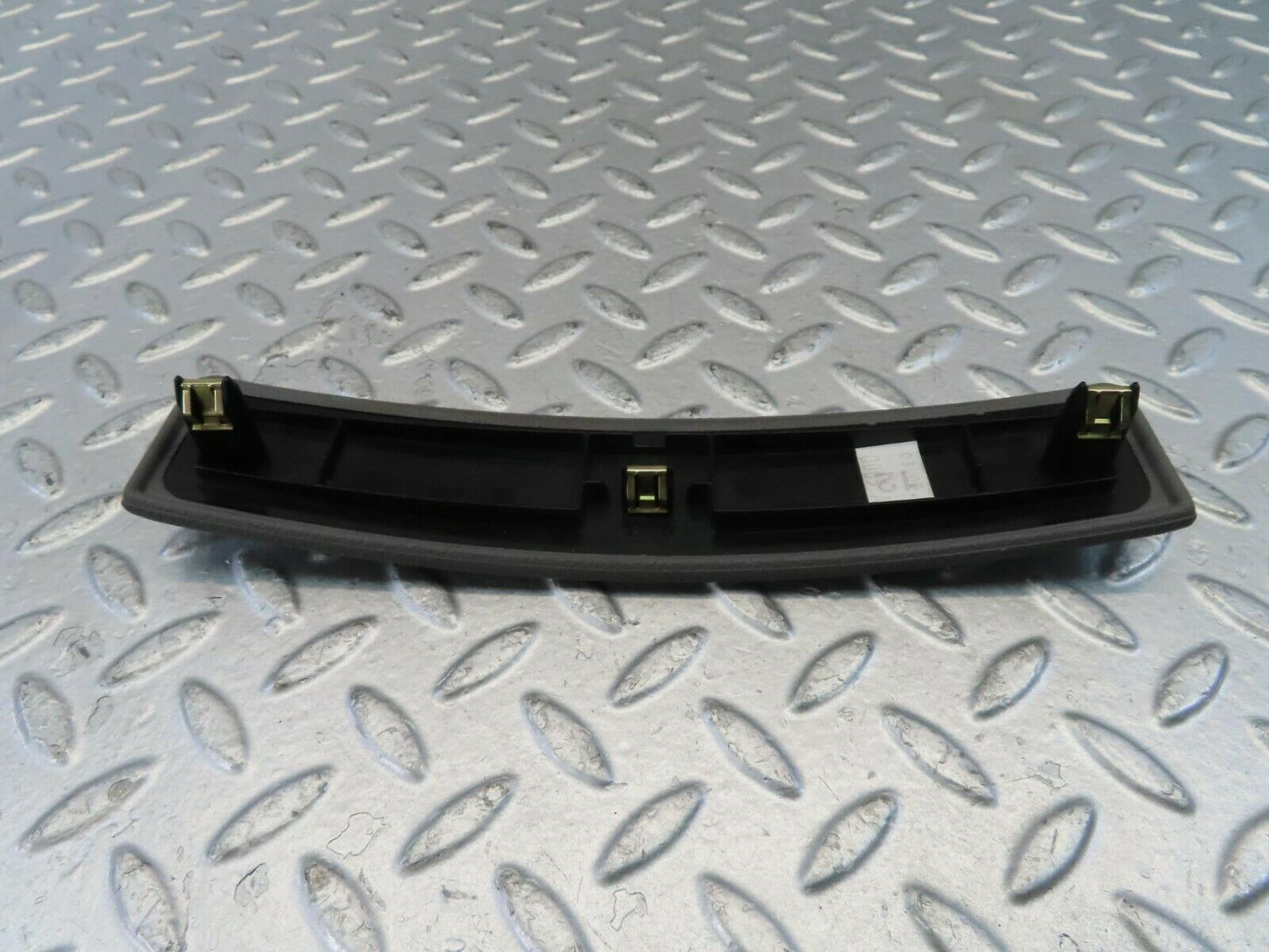 11139 Mercedes-Benz W221 S320 CD Player Lower Cover Panel 2216800578