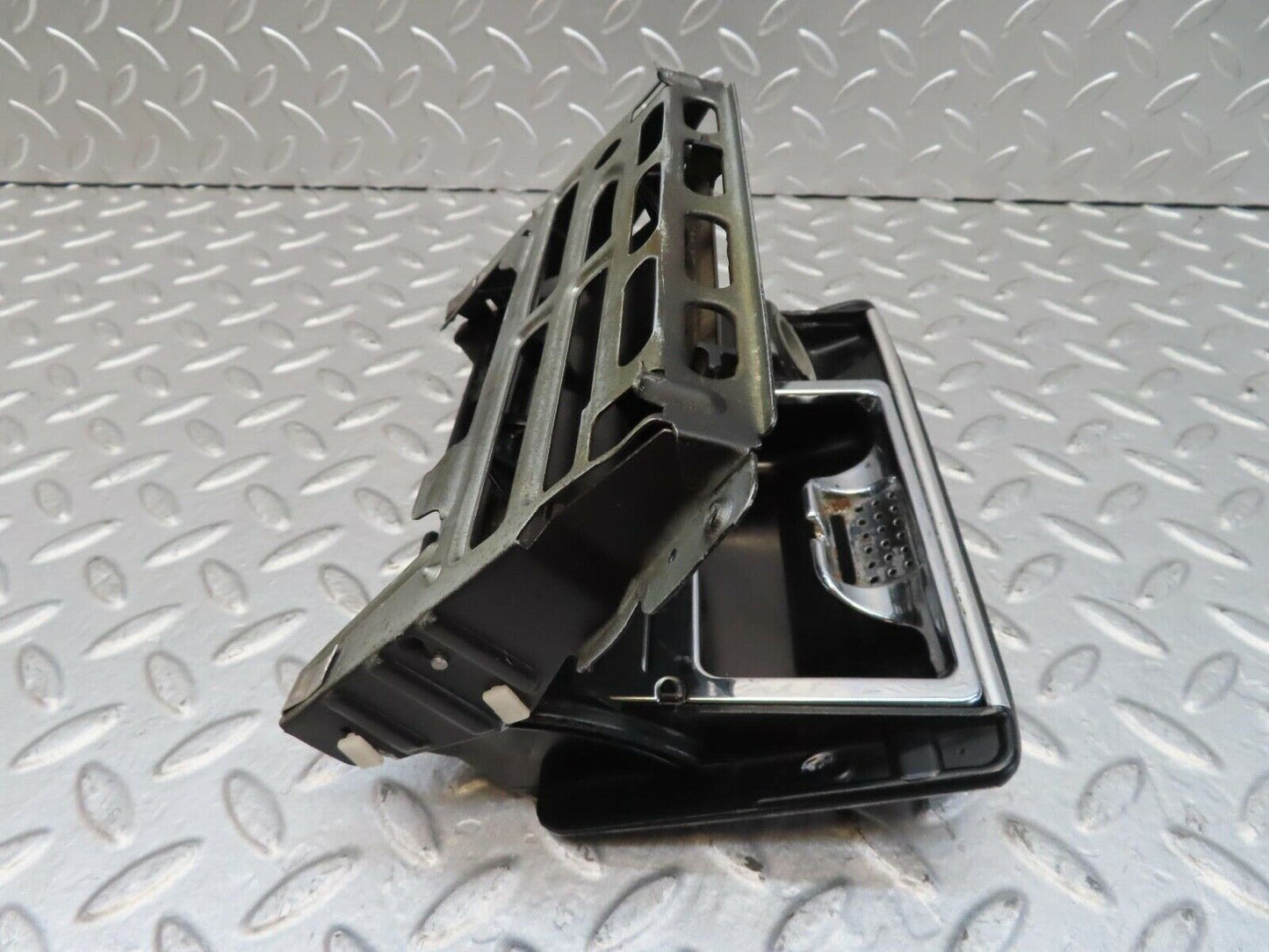 14695 Mercedes-Benz W201 190E Centre Console Ashtray