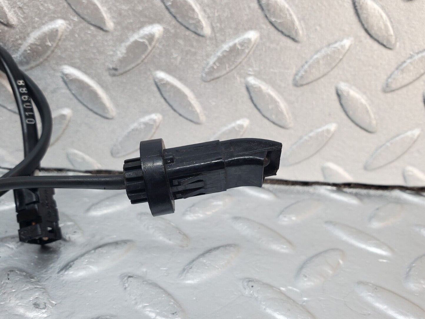 45755 Mercedes-Benz W126 420SE Temperature Sensor 0125458428
