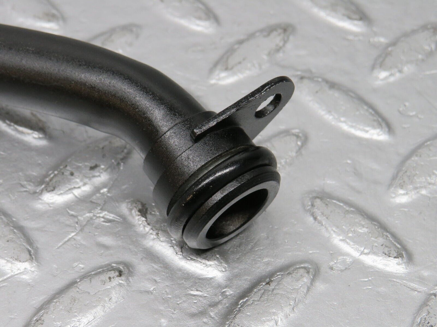 39581 Mercedes-Benz R129 320SL Coupe Coolant Pipe