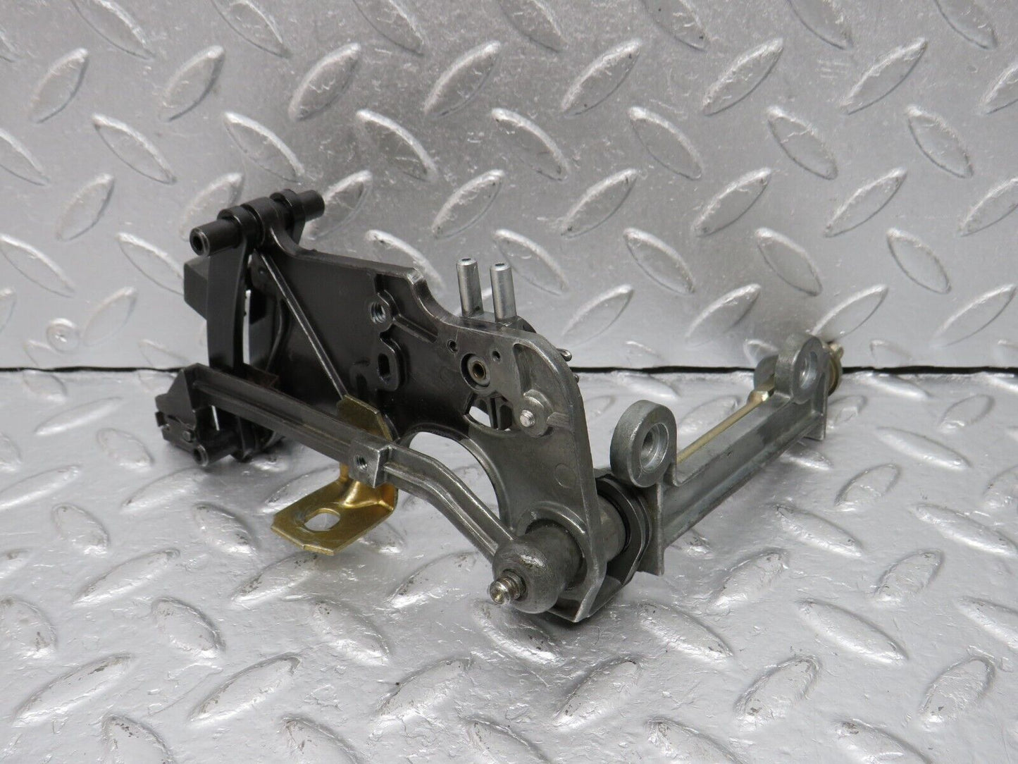 39882 Mercedes-Benz R107 350SL Coupe Heater Control Mechanism