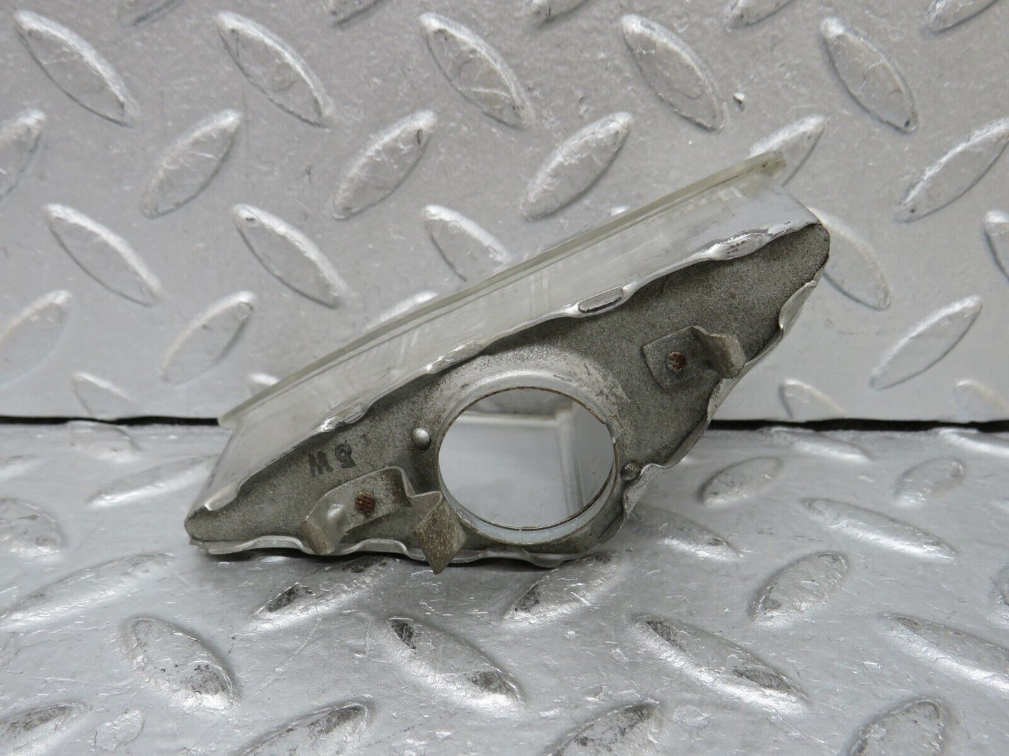 37380 Mercedes-Benz W109 300SEL Headlight Parking Light Left Side K33392