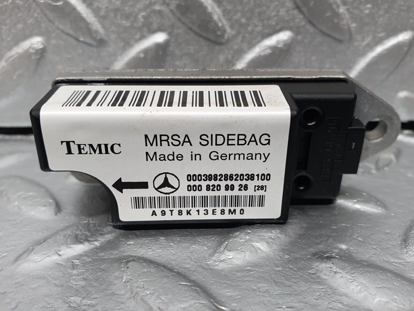 41857 Mercedes-Benz W202 C200 SRS Airbag Crash Sensor Temic 0008209926
