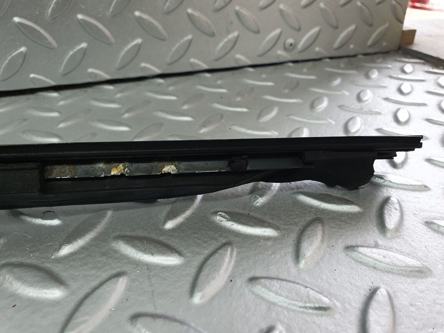 41712 Mercedes-Benz W124 200E Roof Chrome Trim Right Side 1246900497