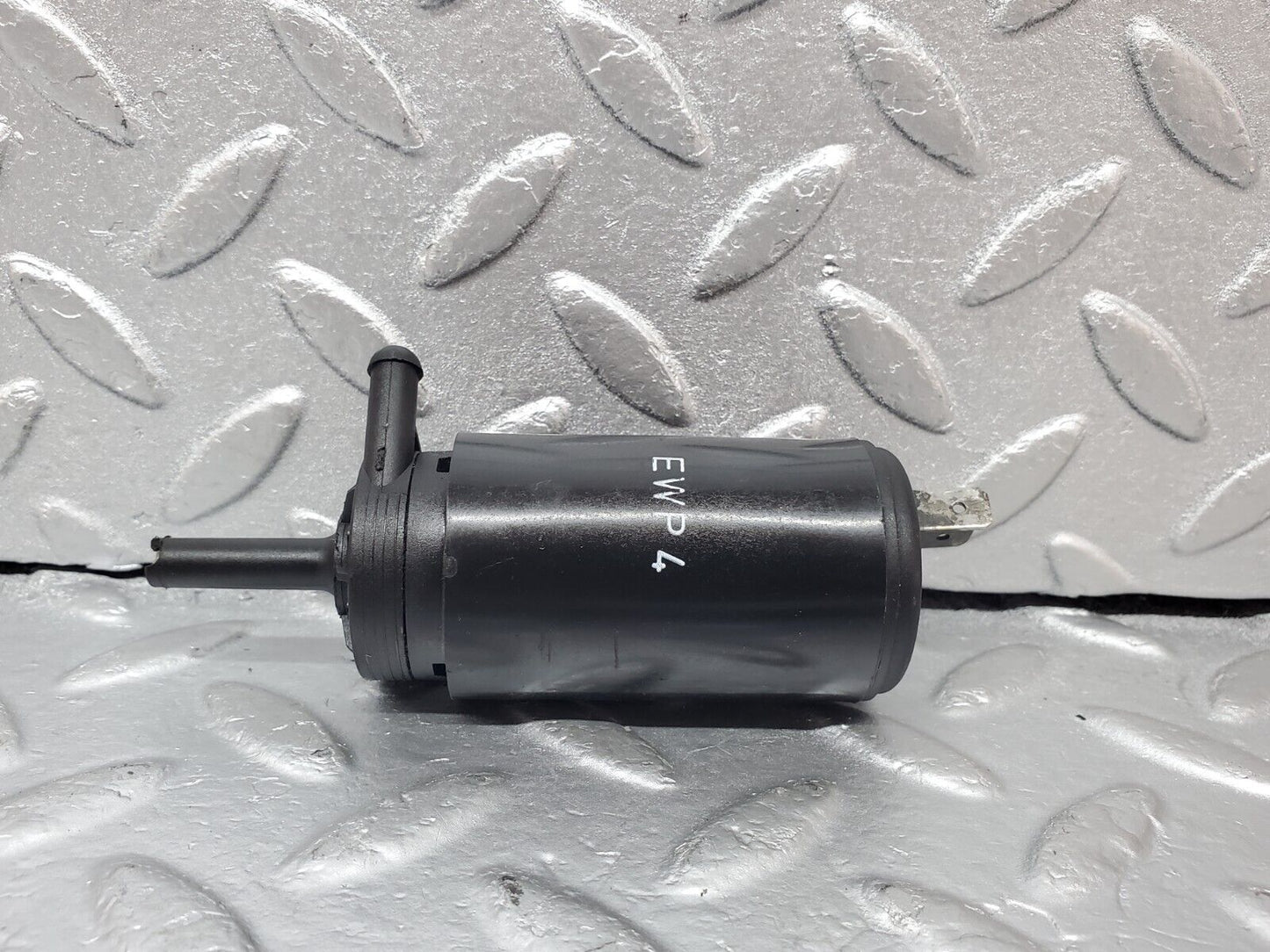 44347 Mercedes-Benz W123 280E Windscreen Washer Pump