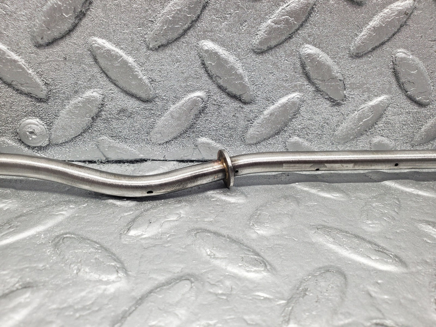 W112 camshaft oil tube used OEM