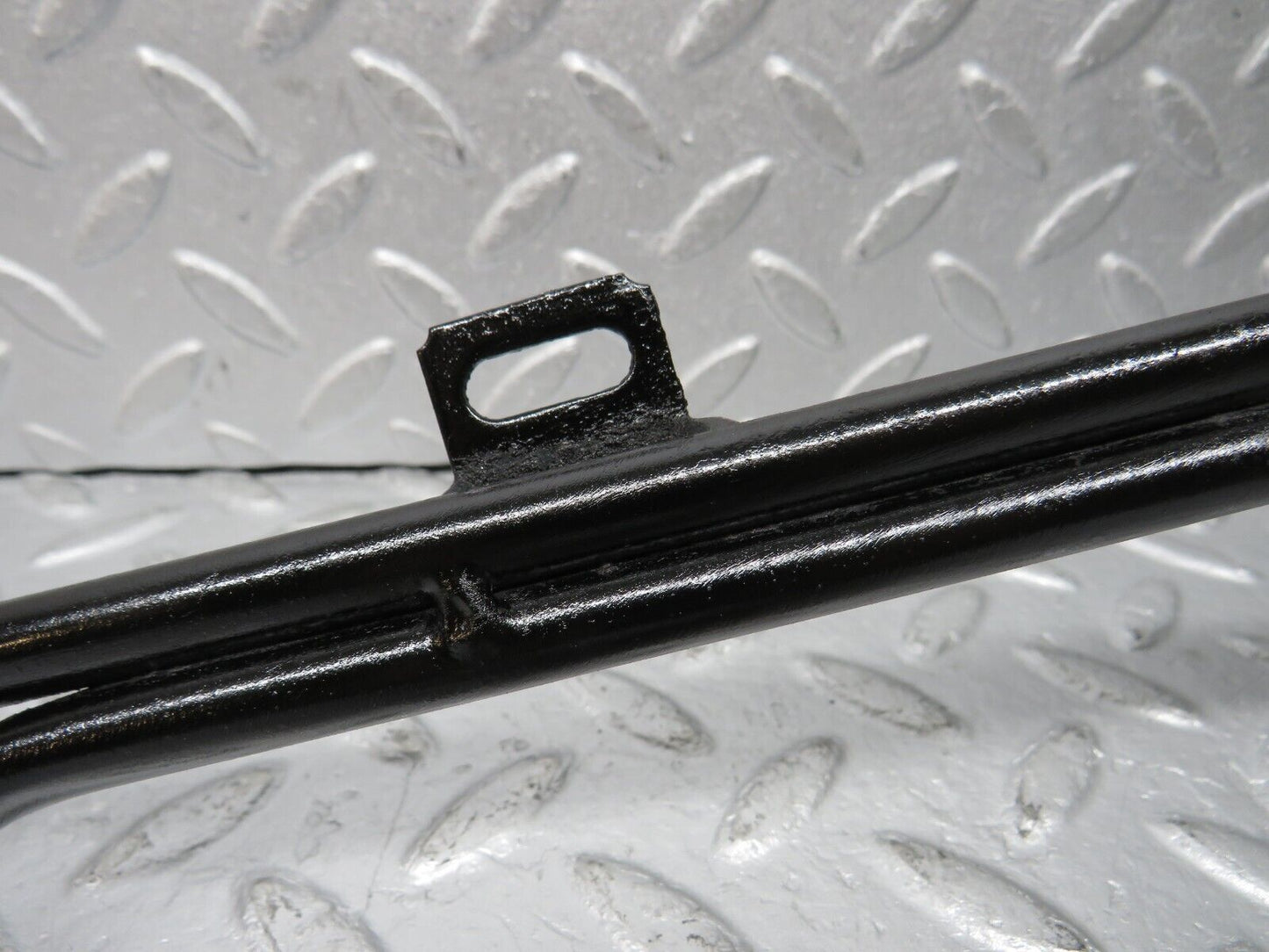 39006 Mercedes-Benz W201 190E 2.6L Oil Cooling Pipe Line