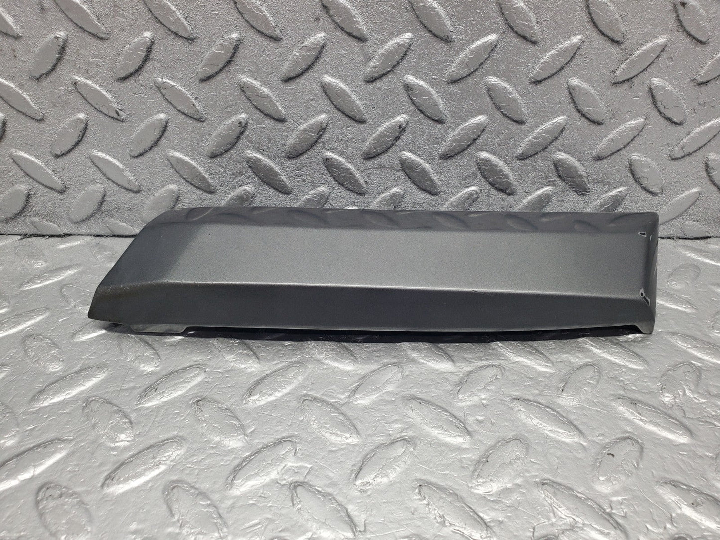 W201 Baby Benz front right fender wing moulding used OEM