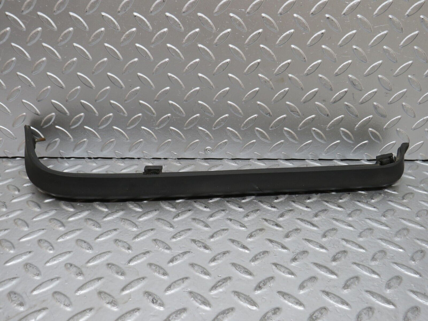 28064 Mercedes-Benz W123 280E Tail Light Moulding Trim Right Side