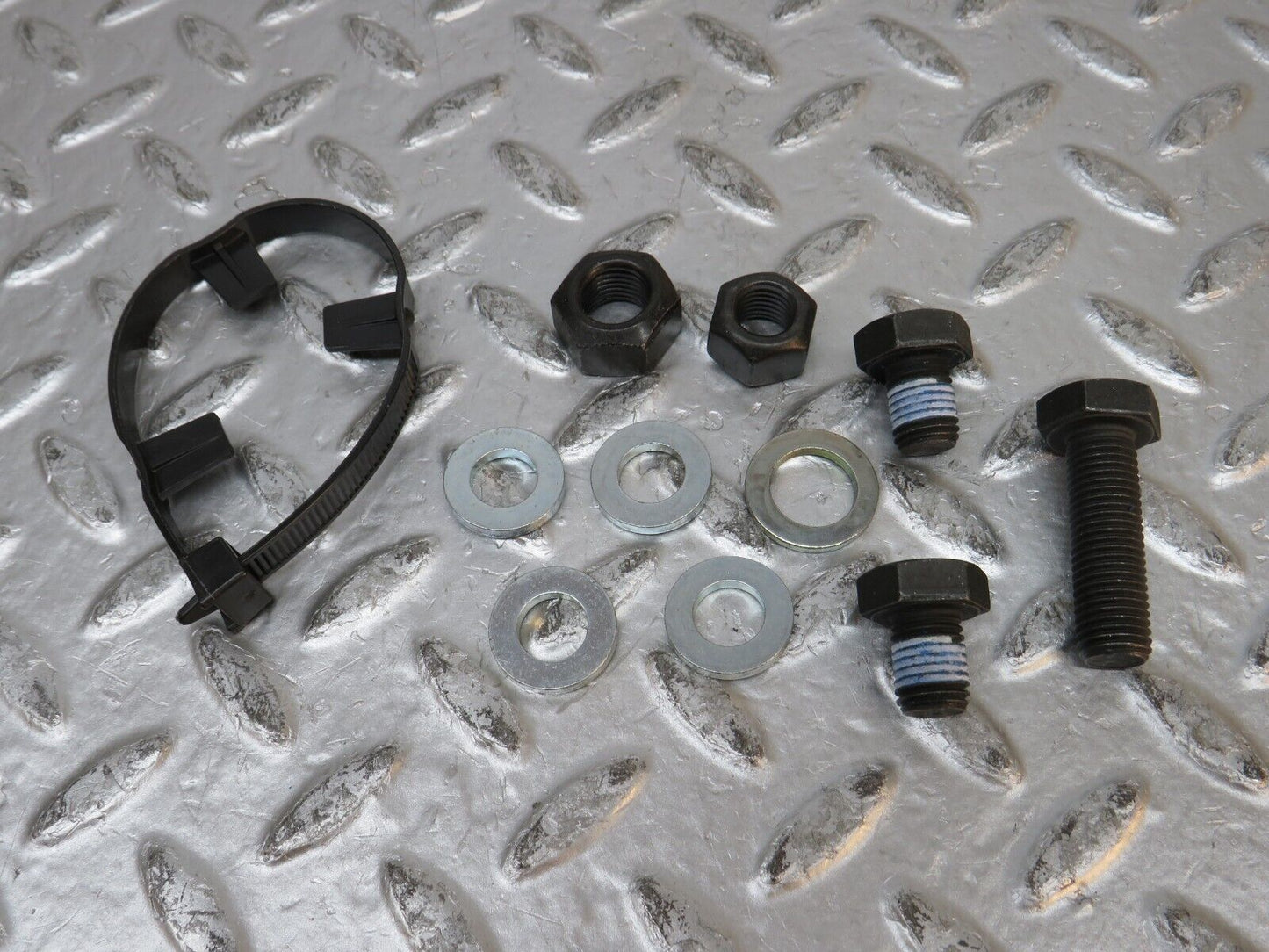 31882 Mercedes-Benz W201 190LE 1.8L Shock Absorber Sachs 115071