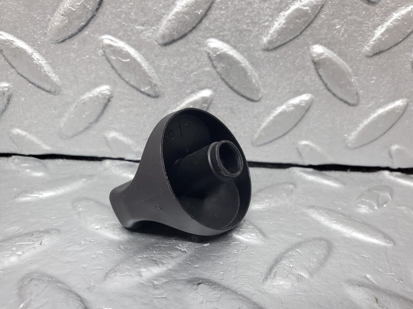 44860 Mercedes-Benz W124 220E Headlight Knob