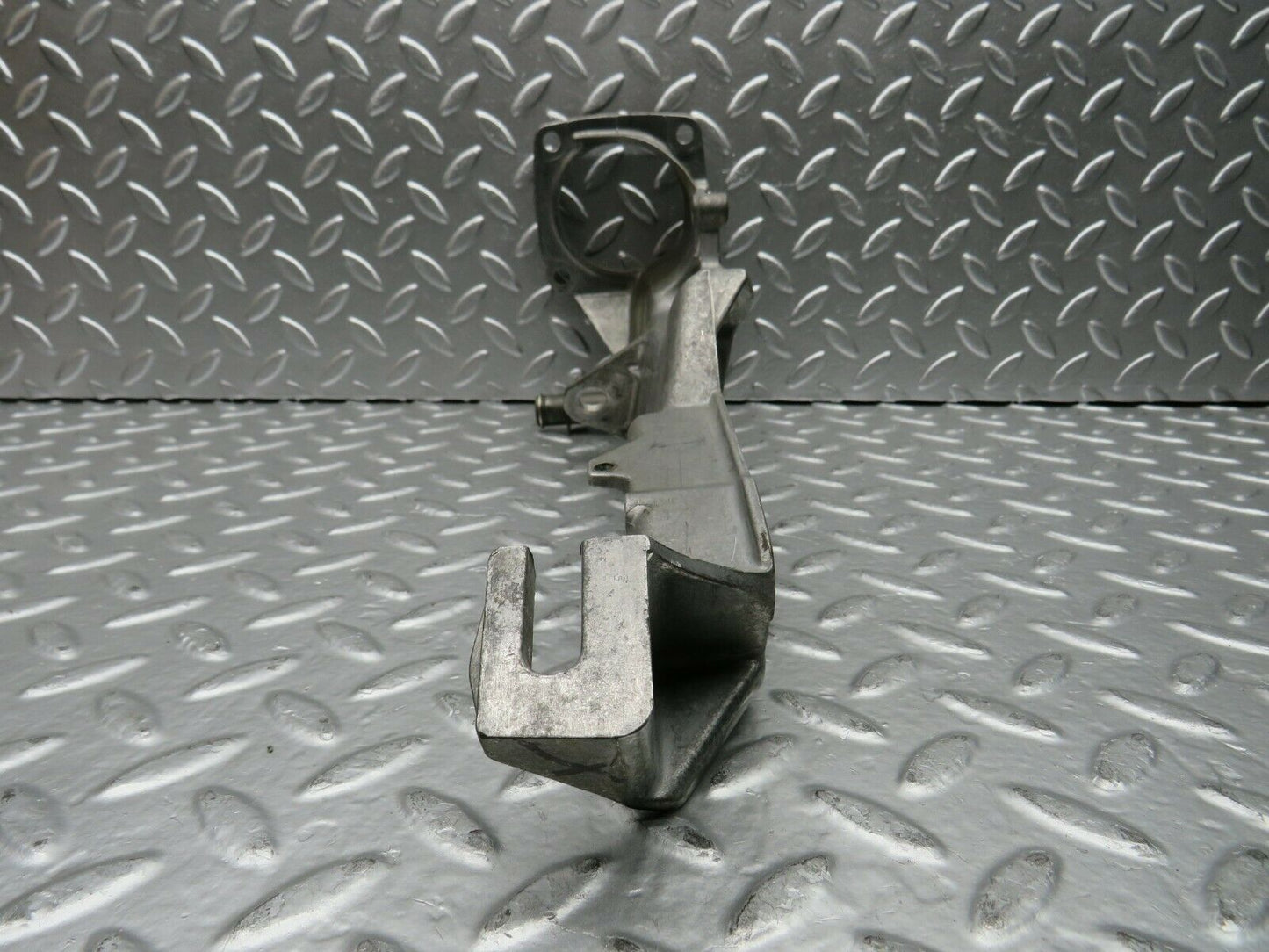 22683 Mercedes-Benz C107 450SLC Coupe Brake Pedal Bracket 1072941101