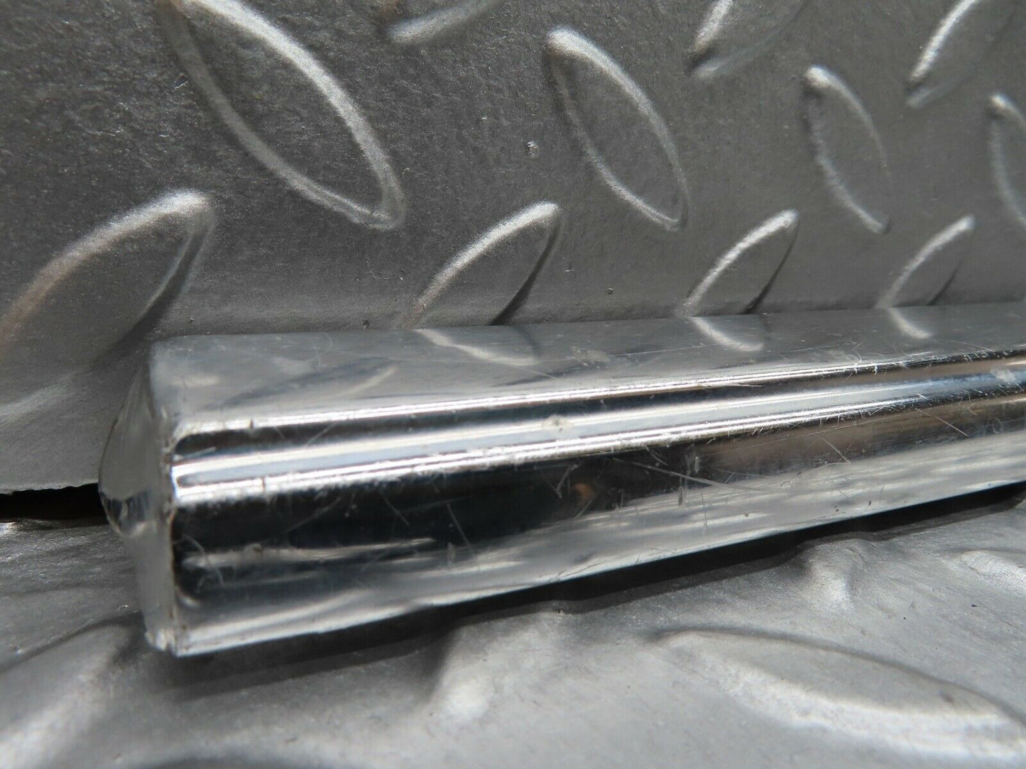 20471 Mercedes-Benz W114 280CE Coupe Right Door Chrome Moulding Trim