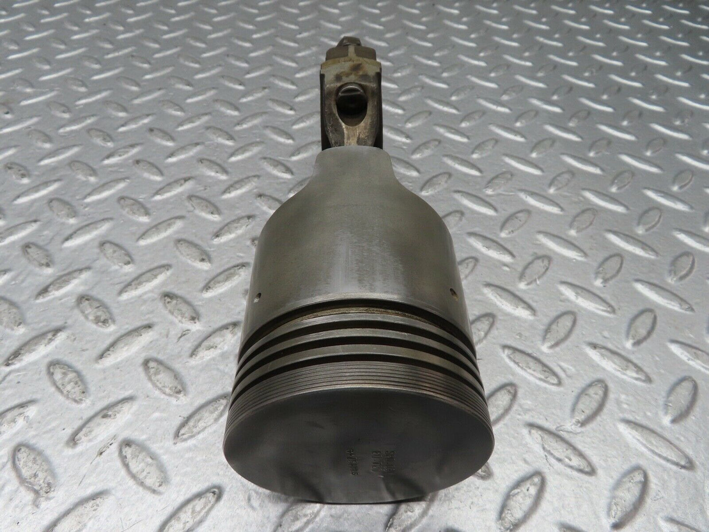18462 Mercedes-Benz W111 220SE Coupe Piston With Connecting Rod 80.720 mm