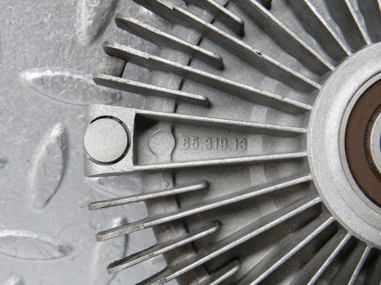 38820 Mercedes-Benz W201 190E 2.6L Engine Cooling Fan Clutch Behr