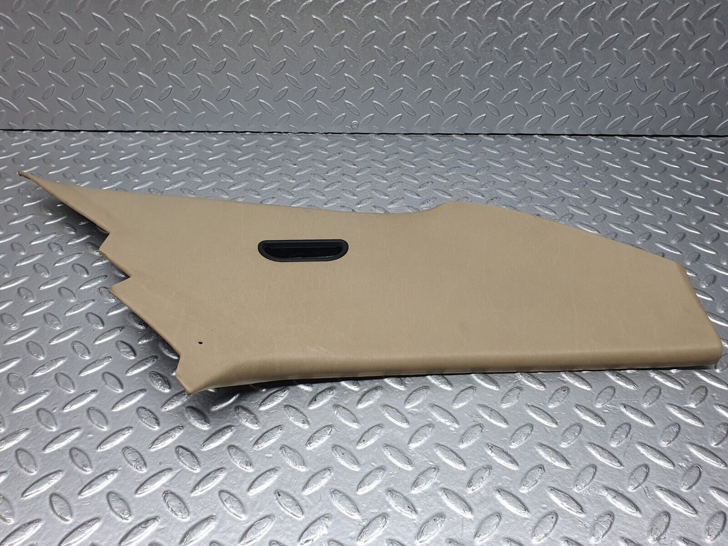 41000 Mercedes-Benz W126 300SE C Pillar Cover Left Side Beige 1266950344
