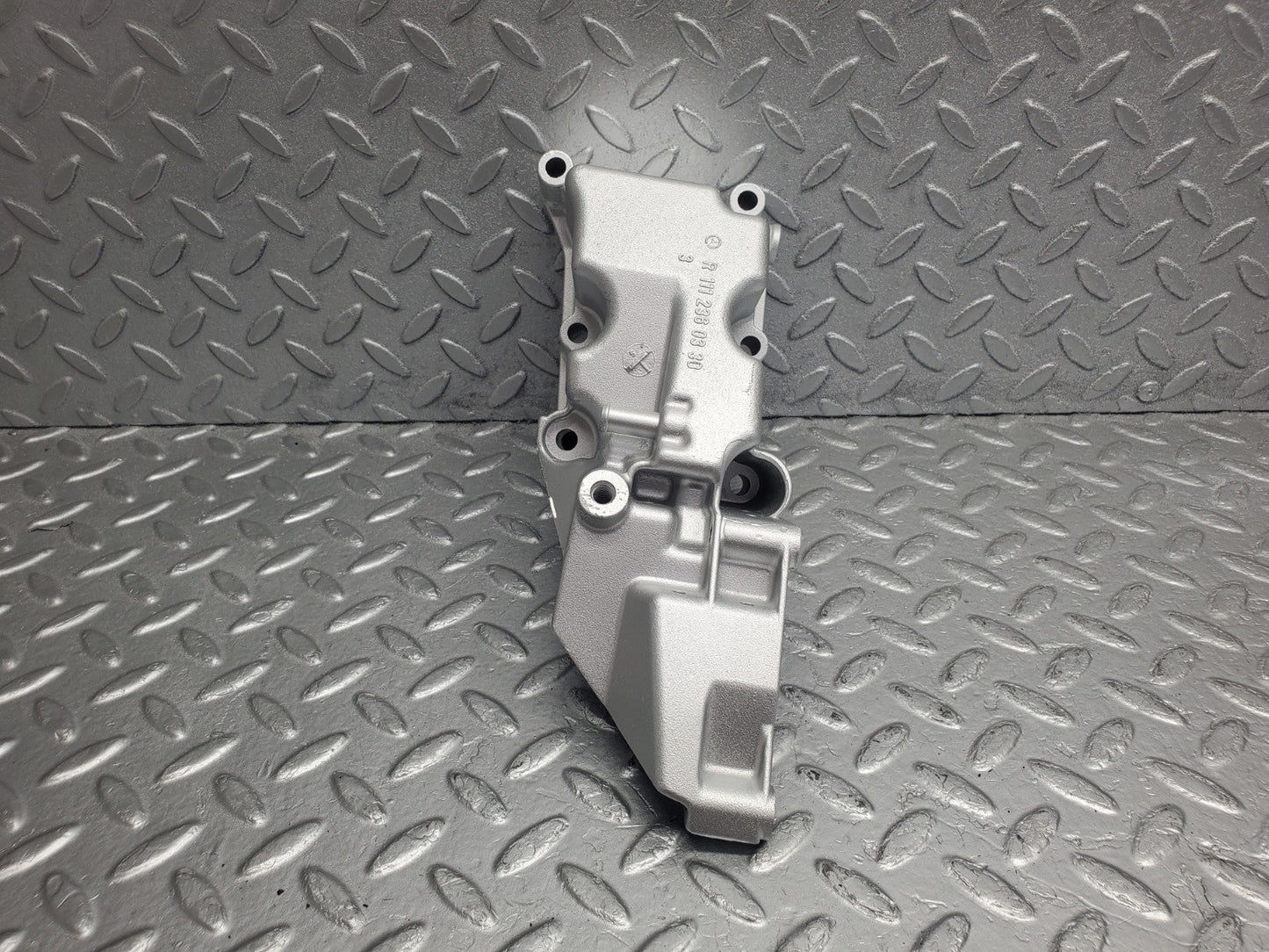 W124 Wagon engine mount gearbox bracket used OEM