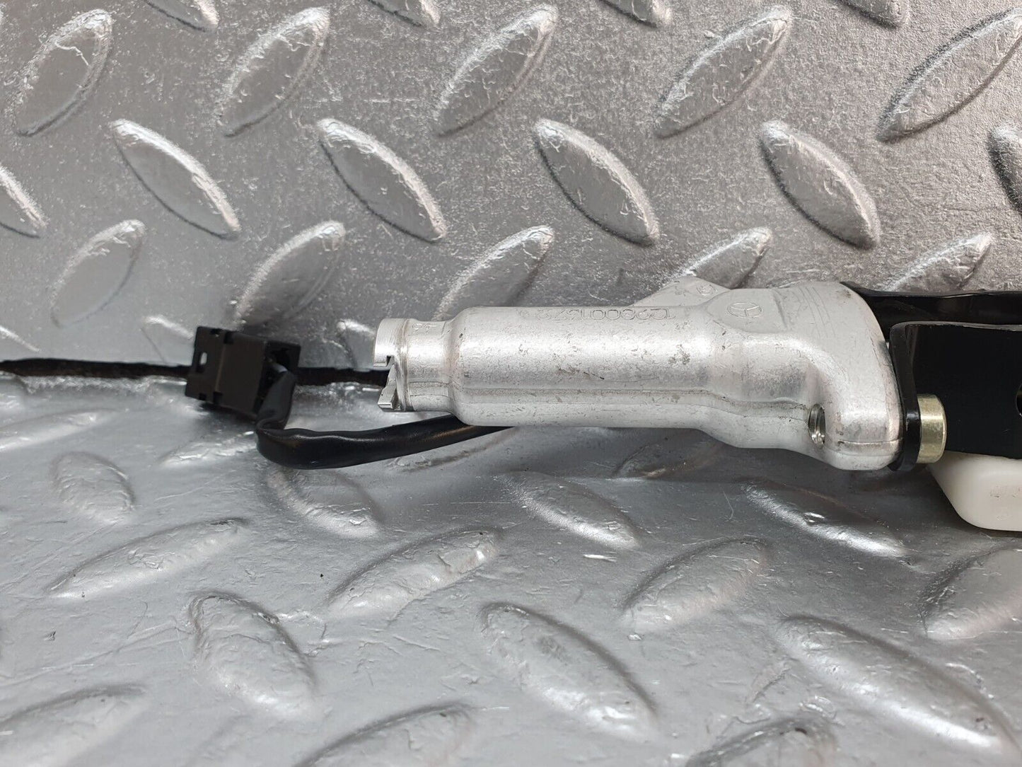 42156 Mercedes-Benz R129 320SL Coupe Soft Top Lock Latch Left 1298000774 1298001672