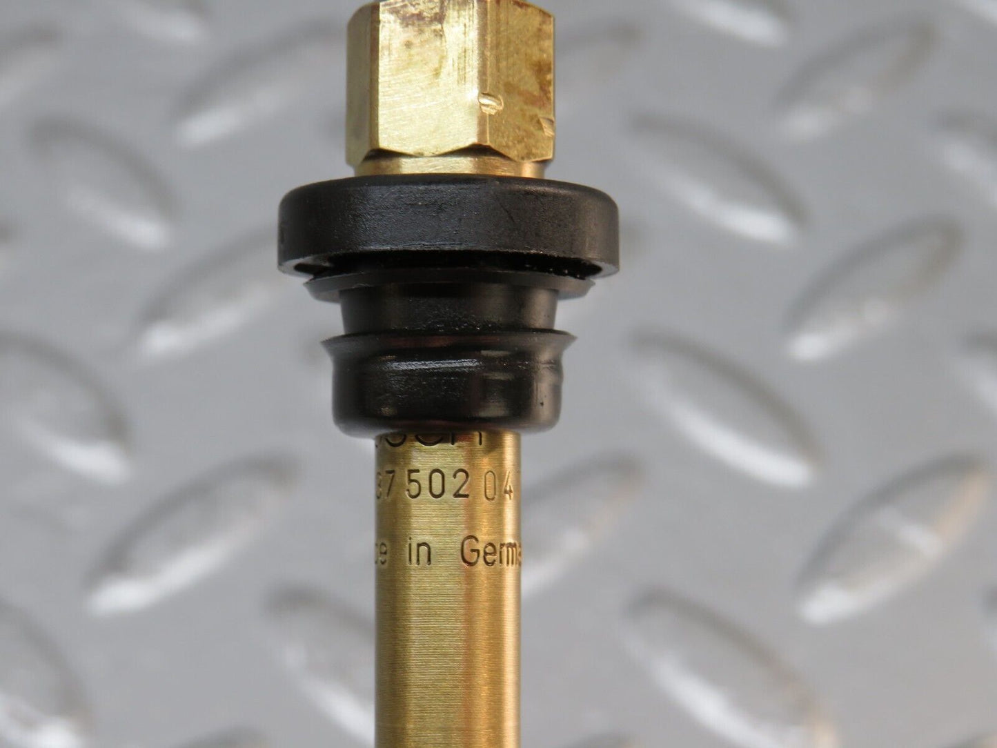 34478 Mercedes-Benz C126 380SEC Coupe Fuel Injector Bosch 0437502047