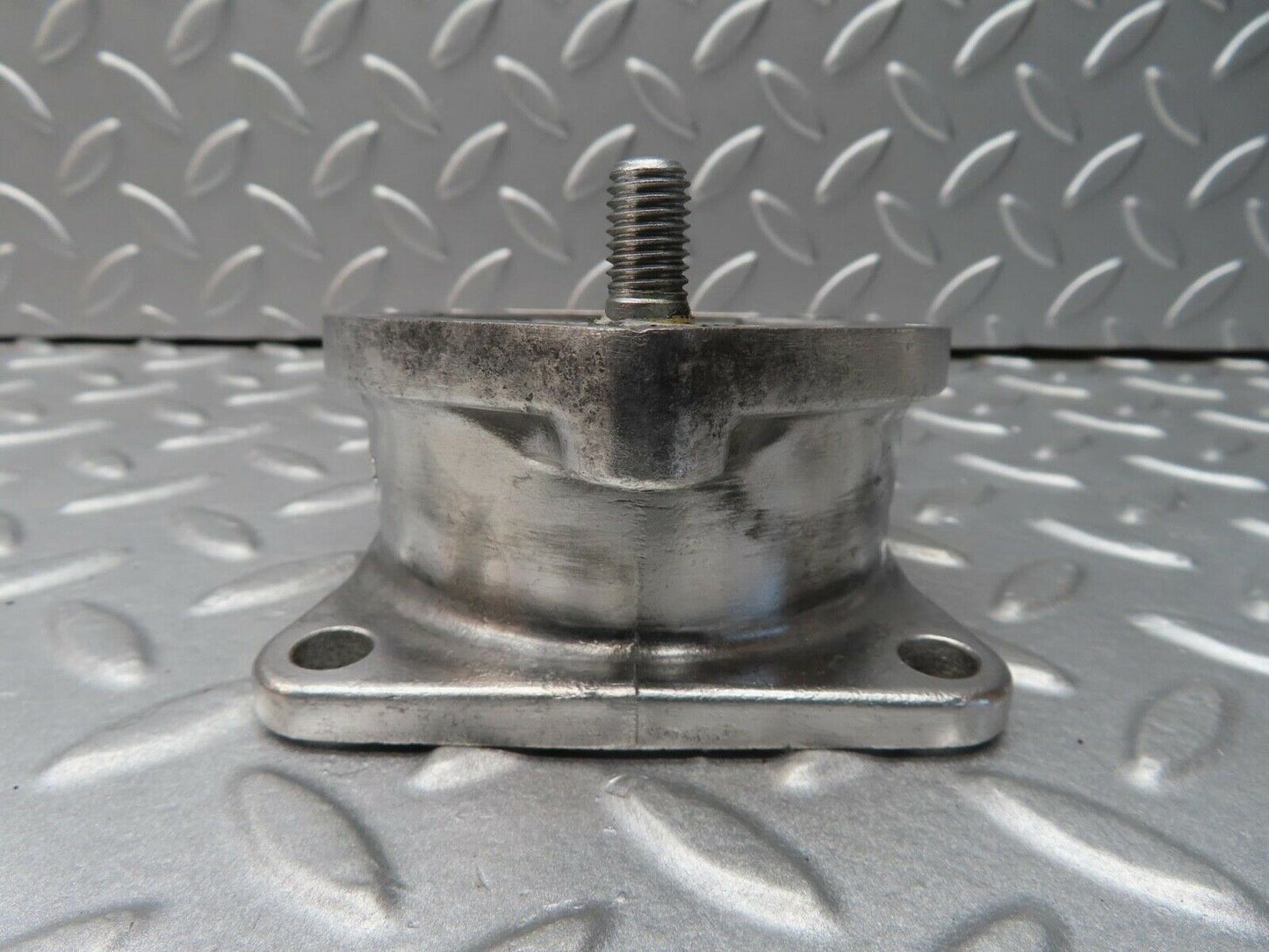12367 Mercedes-Benz W108 280SE 3.5 Brake Booster Bracket