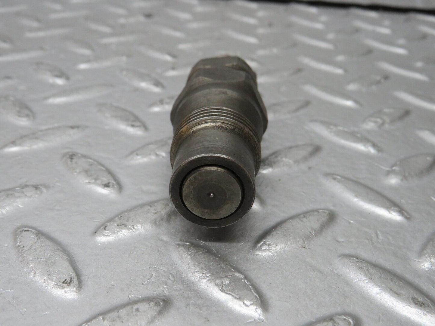 32904 Mercedes-Benz W123 300D Fuel Injector Bosch KCA30S35/4