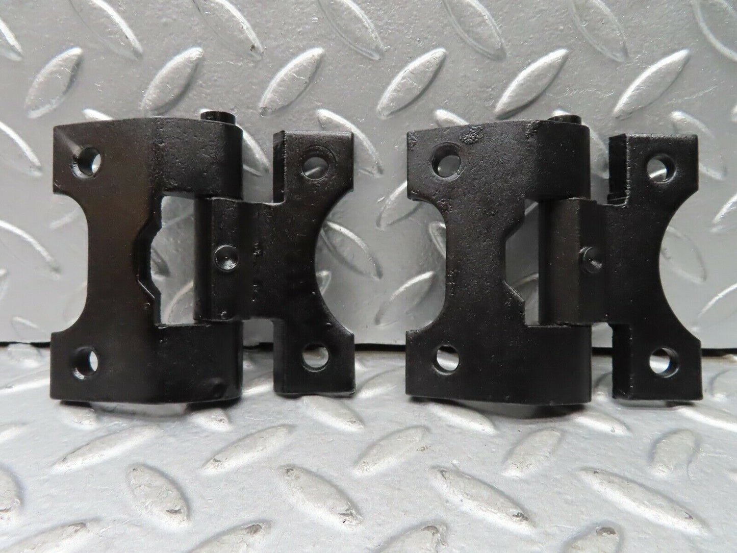 20524 Mercedes-Benz R107 450SL Right Door Hinges Pair