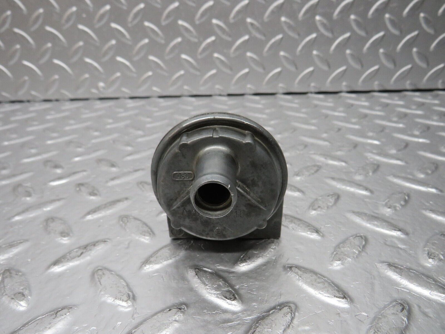 30749 Mercedes-Benz W201 190E Auxiliary Air Valve Bosch 0280140161