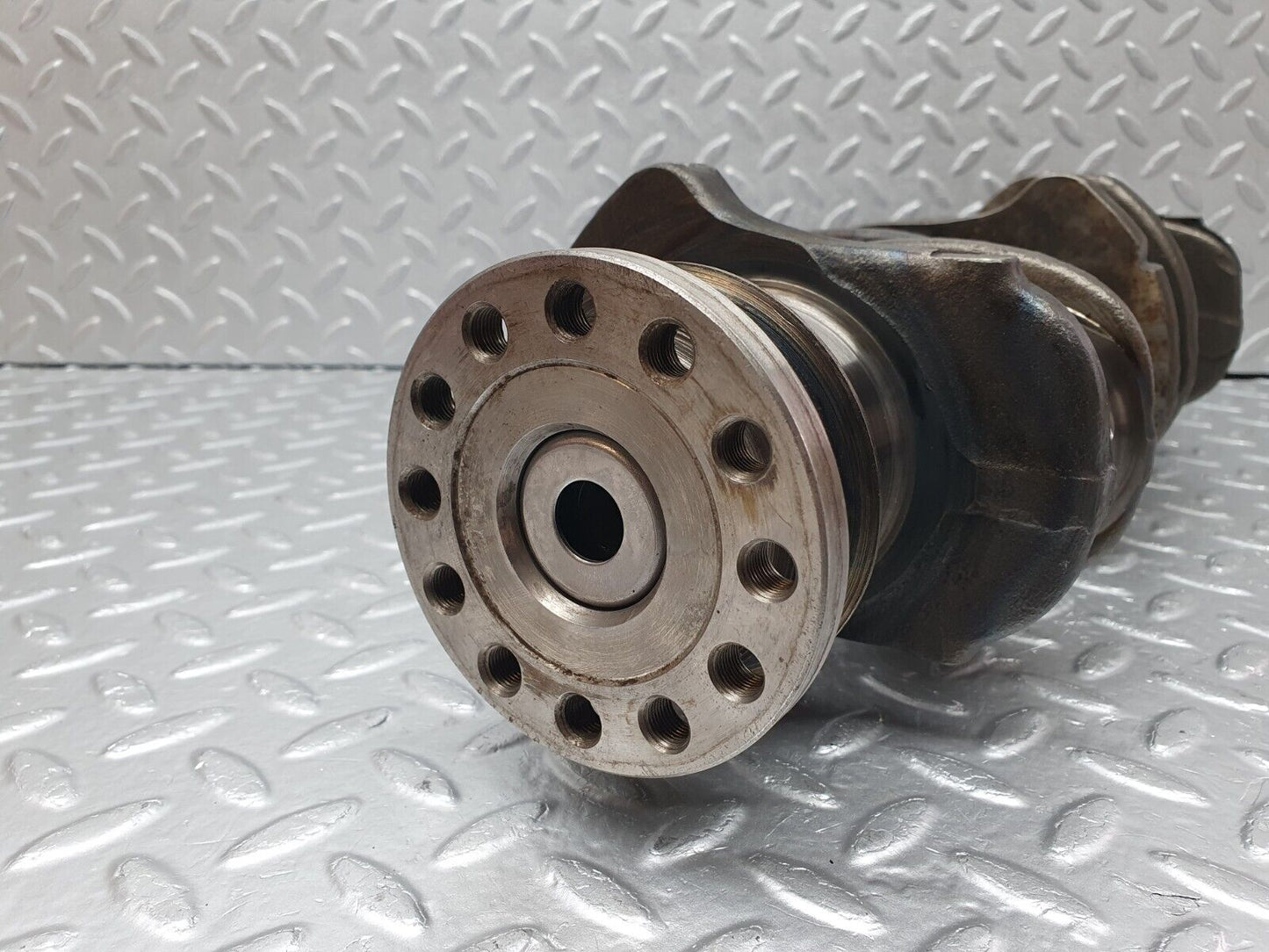 40878 Mercedes-Benz W123 240D Crankshaft