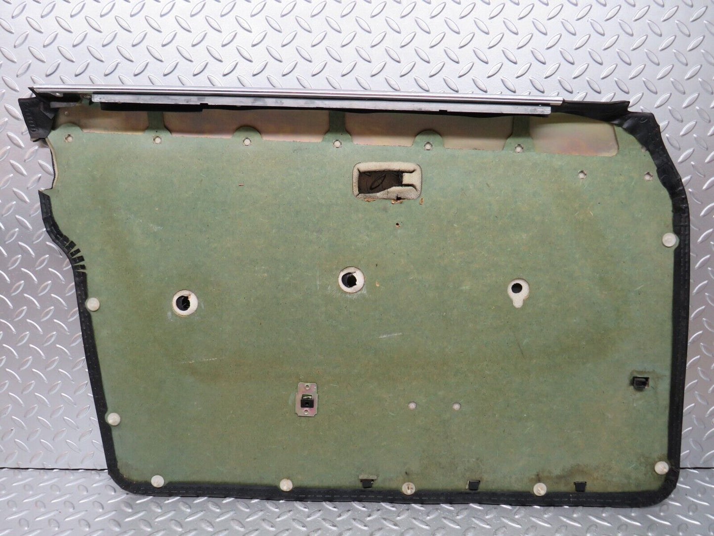 28023 Mercedes-Benz W123 280E Front Right Door Card Black
