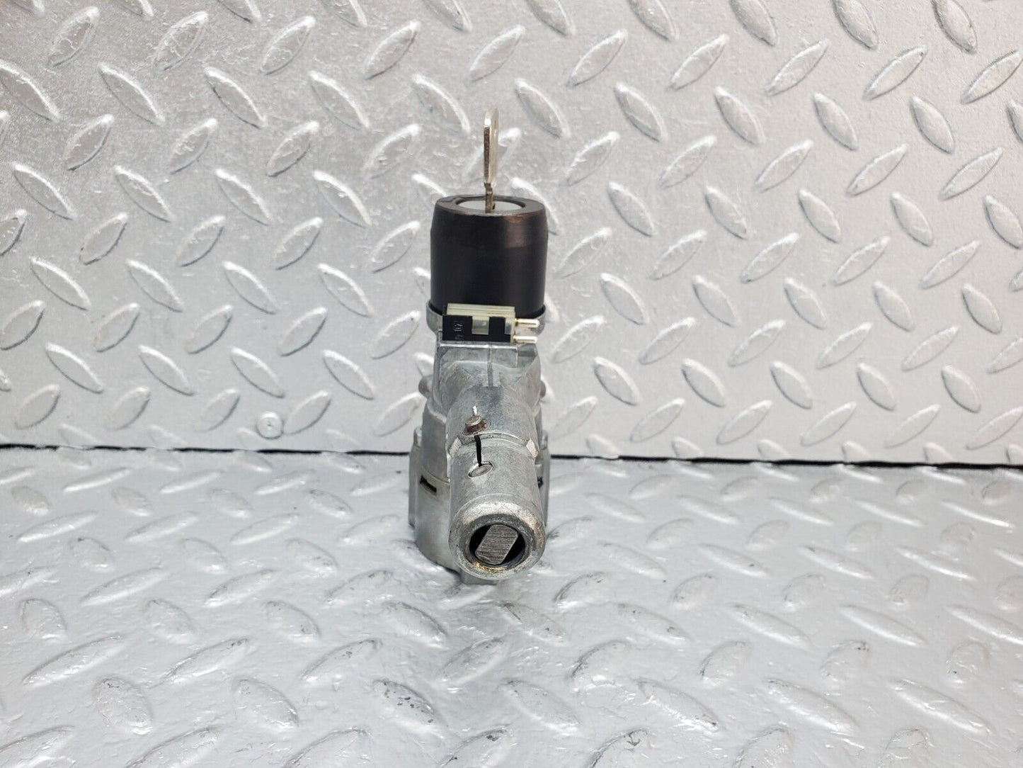 44396 Mercedes-Benz W123 280E Steering Lock Ignition Switch With Key