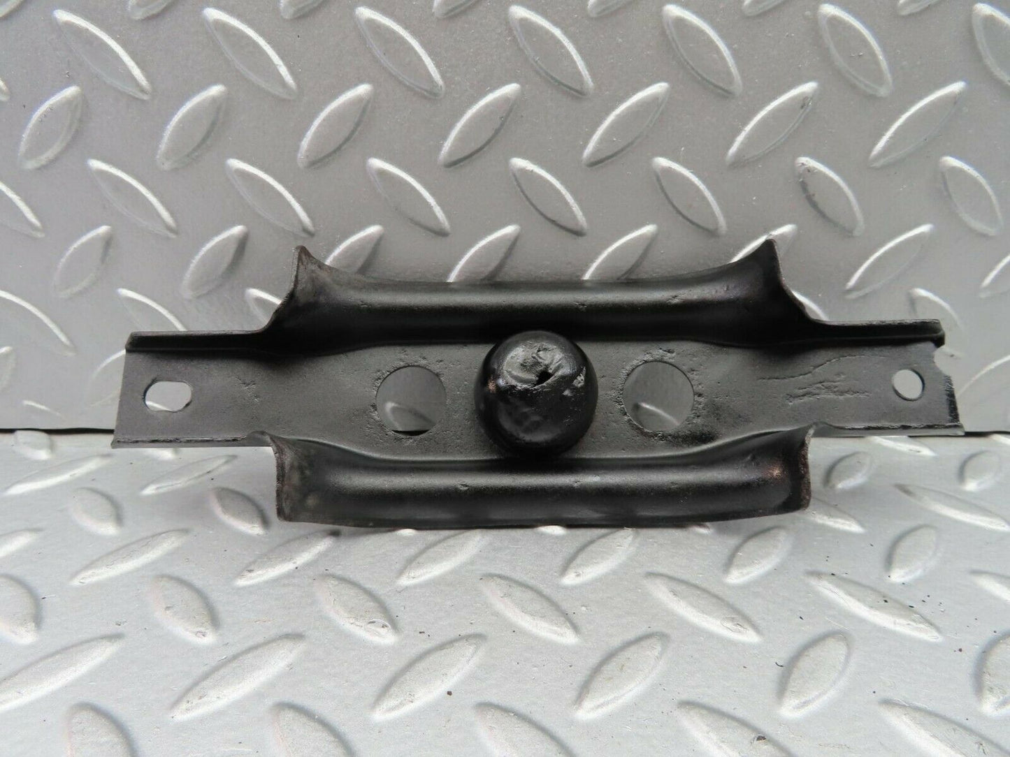 7212 Mercedes-Benz C107 350SLC Coupe Cardan Shaft Drive Shaft Bracket