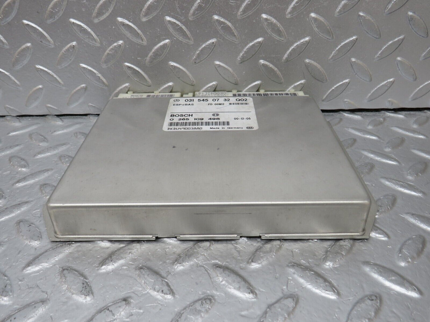 34762 Mercedes-Benz W210 320E ABS Control Unit Bosch 0315450732 0265109498